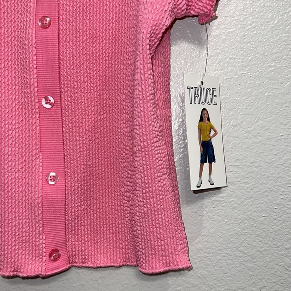 Truce Girls Y2K Button Front Top - Picture 4 of 6